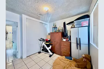 5654 Stansbury, Van Nuys, CA 91401 - Photo 23