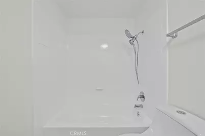 11010 Borden, Pacoima, CA 91331 - Photo 17