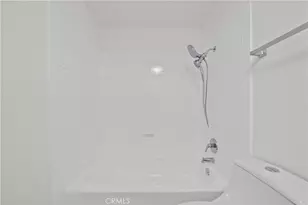 11010 Borden, Pacoima, CA 91331 - Photo 17