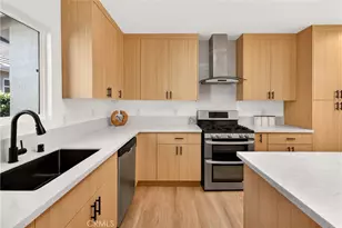 11814 Hesby St, Valley Village, CA 91607 - Photo 5