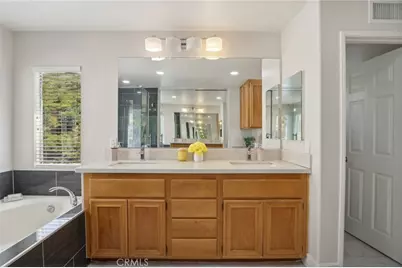 28996 Garnet Canyon Drive, Saugus, CA 91390 - Photo 23