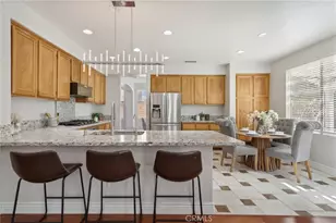 28996 Garnet Canyon Dr, Saugus, CA 91390 - Photo 3