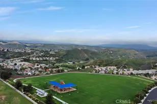 28996 Garnet Canyon Dr, Saugus, CA 91390 - Photo 33