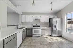 37031 Firethorn, Palmdale, CA 93550 - Photo 15