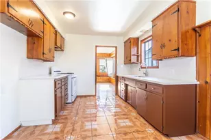 13161 Kelowna St, Pacoima, CA 91331 - Photo 7