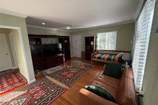 17415 Burbank Dr, Encino, CA 91316 - Photo 7