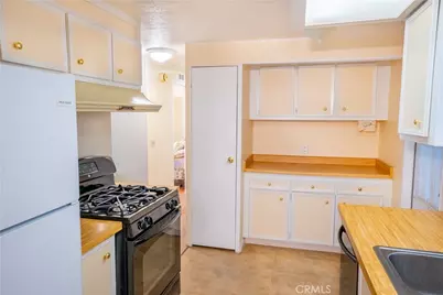 720 W Santa Maria Space 14, Santa Paula, CA 93060 - Photo 5