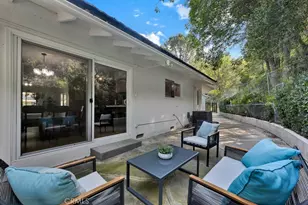 4775 Regalo Rd, Woodland Hills, CA 91364 - Photo 31