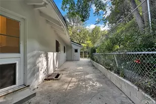 4775 Regalo Rd, Woodland Hills, CA 91364 - Photo 35