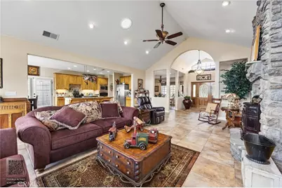 7364 Sierra, Wofford Heights, CA 93285 - Photo 11