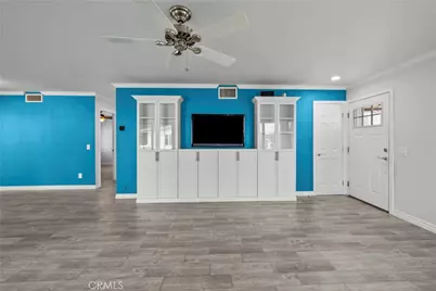 19366 Avenue Of The Oaks, Newhall, CA 91321 - Photo 5