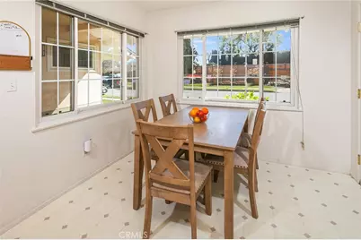 21723 Napa Street, Canoga Park, CA 91304 - Photo 5