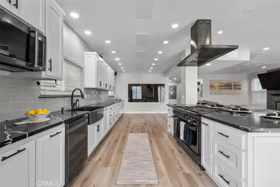 18554 Olympian Ct., Canyon Country, CA 91351 - Photo 3