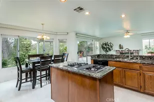 21714 Agajanian, Saugus, CA 91350 - Photo 15