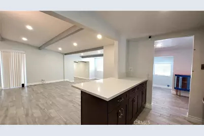 8649 Cantaloupe Avenue, Panorama City, CA 91402 - Photo 11