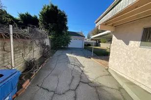 5717 Natick Ave, Sherman Oaks, CA 91411 - Photo 15