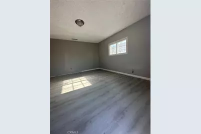 425 Elm, Inglewood, CA 90301 - Photo 17