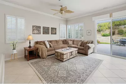 22025 Lytle Court, Saugus, CA 91390 - Photo 13