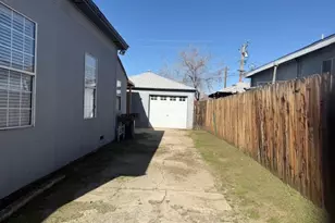 941 W Oldfield, Lancaster, CA 93534 - Photo 13