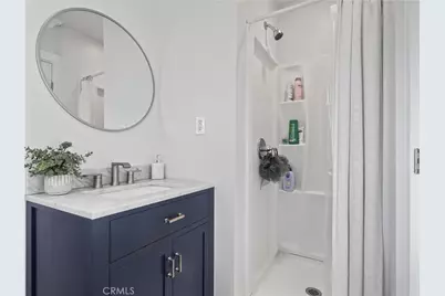 6900 Katherine Avenue, Van Nuys, CA 91405 - Photo 25