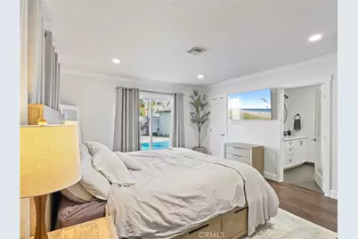 6900 Katherine Avenue, Van Nuys, CA 91405 - Photo 3