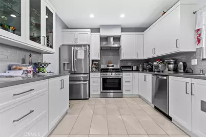 8436 Amboy, Los Angeles, CA 91352 - Photo 3