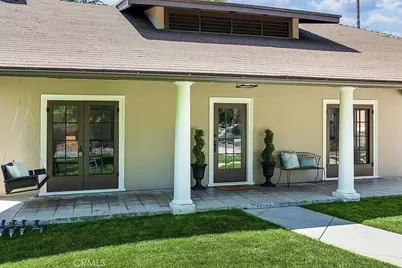 977 N Hill Avenue, Pasadena, CA 91104 - Photo 3