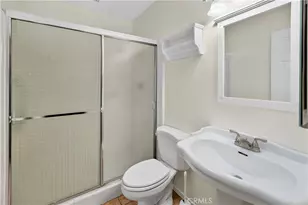 19322 Flowers Ct, Newhall, CA 91321 - Photo 13