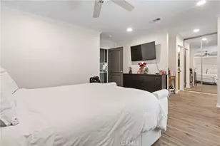 27945 Sycamore Creek, Valencia, CA 91354 - Photo 19