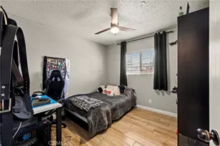 38870 Foxholm Dr, Palmdale, CA 93551 - Photo 7