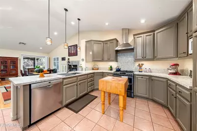 41154 Heights, Palmdale, CA 93551 - Photo 11