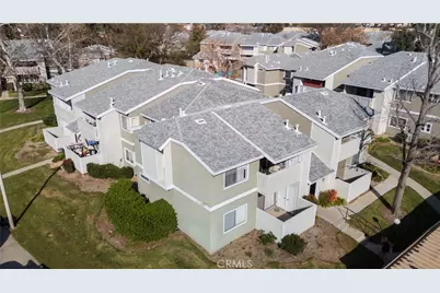 27610 Susan Beth #C, Saugus, CA 91350 - Photo 31