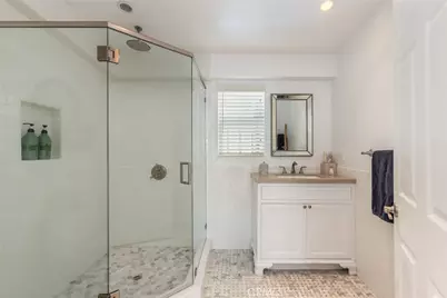 4843 Ben Avenue, Valley Village, CA 91607 - Photo 43