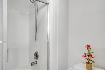 22754 Little Fall Court, Saugus, CA 91350 - Photo 13