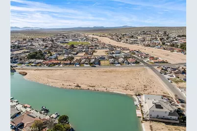 1 Silver Lake Parkway, Helendale, CA 92342 - Photo 11