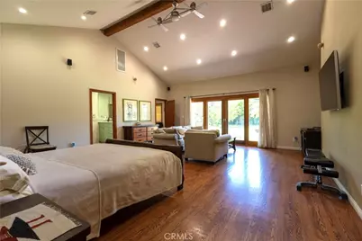 5329 Mecca Avenue, Tarzana, CA 91356 - Photo 25