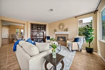 28521 Meadow Heights Court, Canyon Country, CA 91387 - Photo 9