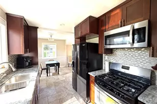 1978 S Holt Ave, Los Angeles, CA 90034 - Photo 17