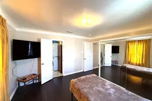 1978 S Holt Ave, Los Angeles, CA 90034 - Photo 21