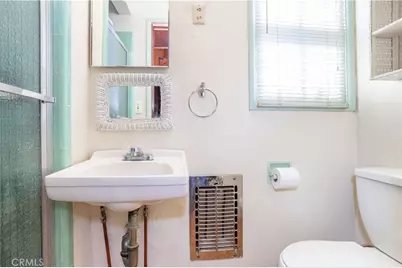 6909 Peach Avenue, Van Nuys, CA 91406 - Photo 15