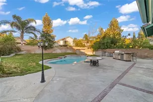 14439 Grandiflors, Canyon Country, CA 91387 - Photo 5