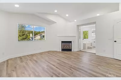 14439 Grandiflors, Canyon Country, CA 91387 - Photo 21