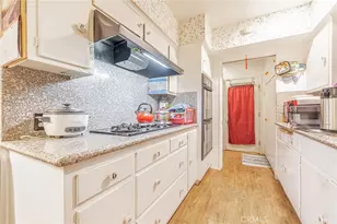 8523 & 8521 Lindley Ave, Northridge, CA 91325 - Photo 11