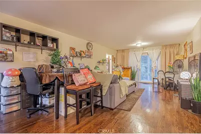 8523 & 8521 Lindley Avenue, Northridge, CA 91325 - Photo 5