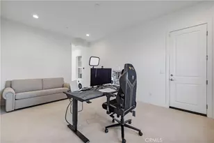 24152 W Corte Ala, Valencia, CA 91354 - Photo 23