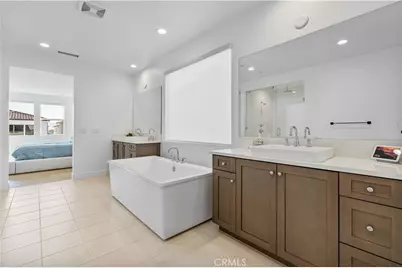 24152 West Corte Ala, Valencia, CA 91354 - Photo 33