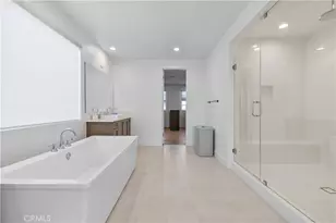 24152 W Corte Ala, Valencia, CA 91354 - Photo 35