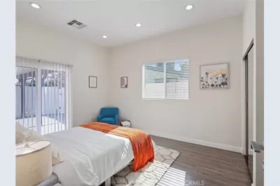 15801 Chatsworth, Granada Hills, CA 91344 - Photo 19