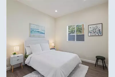 15801 Chatsworth, Granada Hills, CA 91344 - Photo 31