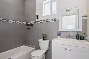 15801 Chatsworth, Granada Hills, CA 91344 - Photo 25